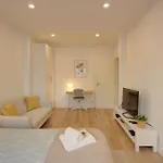Casa Graziela, Jardim Privado E Totalmente Equipada Facil Acesso A Transportes *