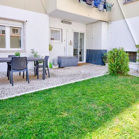 Apartamento Casa Graziela, Jardim Privado E Totalmente Equipada Fácil Acesso A Transportes *