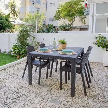 Lägenhet Casa Graziela, Jardim Privado E Totalmente Equipada Facil Acesso A Transportes