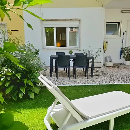 Casa Graziela, Jardim Privado E Totalmente Equipada Facil Acesso A Transportes リスボン