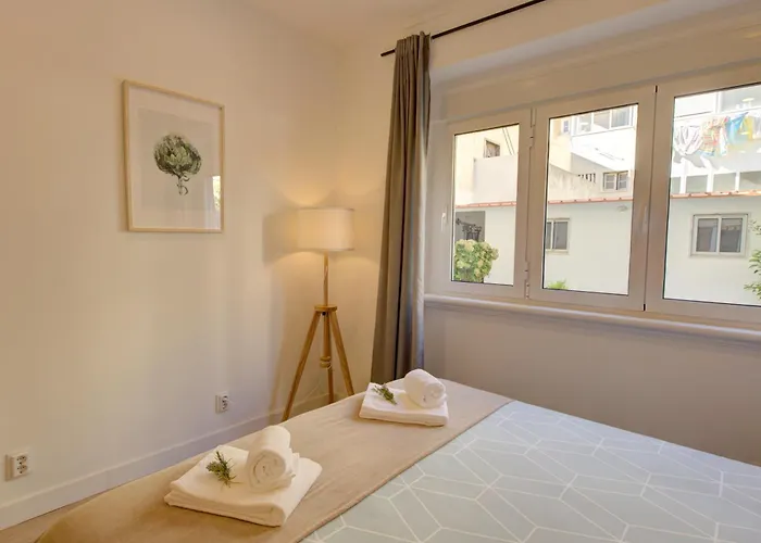 Apartamento Casa Graziela, Jardim Privado E Totalmente Equipada Fácil Acesso A Transportes *