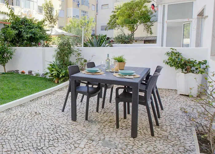 Apartamento Casa Graziela, Jardim Privado E Totalmente Equipada Fácil Acesso A Transportes