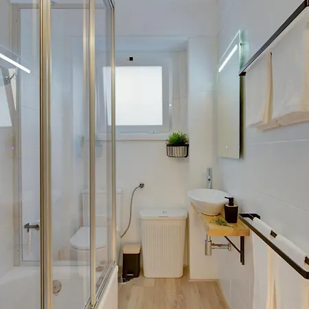 Casa Graziela, Jardim Privado E Totalmente Equipada Facil Acesso A Transportes ליסבון